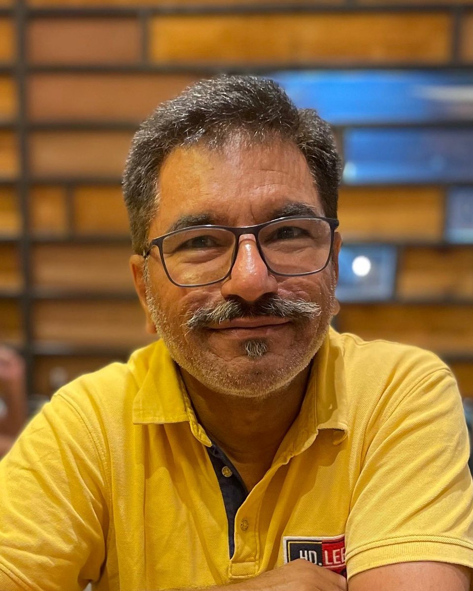 Mr Naresh Batheja, French teacher in Jaipur